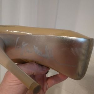 Meet your Posher, Paula